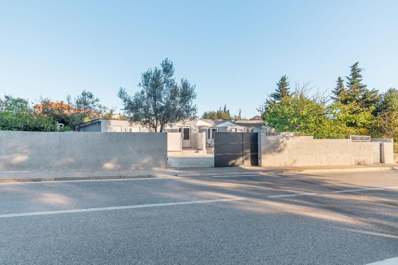 Evita Fazana Premium Studio Apartments Exterior photo