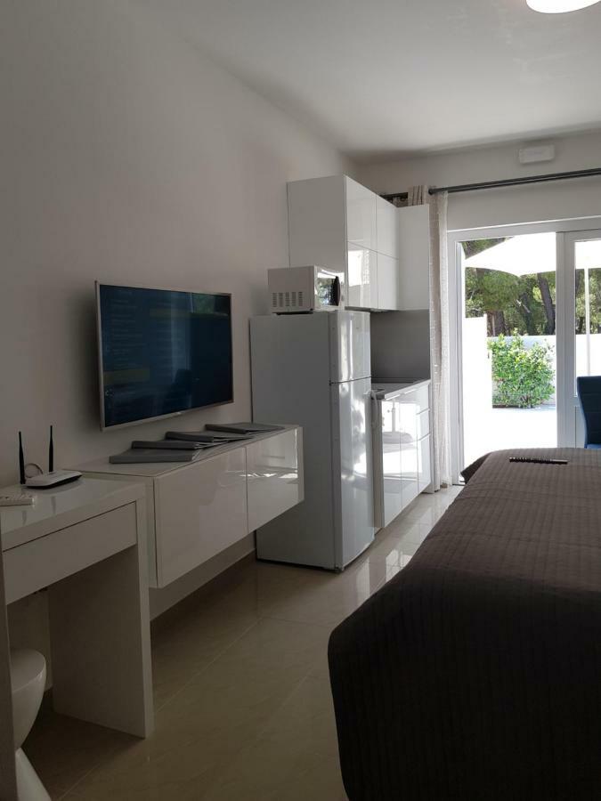 Evita Fazana Premium Studio Apartments Exterior photo