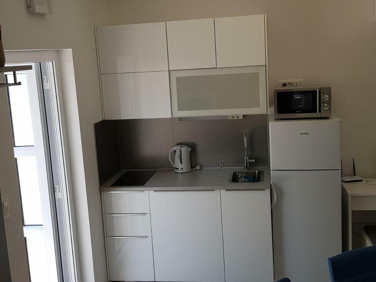 Evita Fazana Premium Studio Apartments Exterior photo