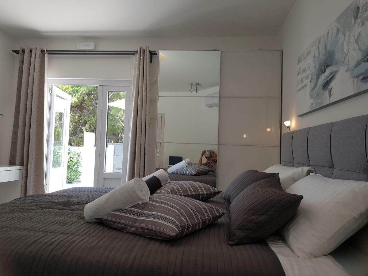 Evita Fazana Premium Studio Apartments Exterior photo